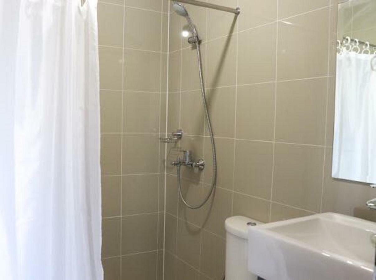 Cubao Manhattanheights Unit 7Ef Tower B, 1Br Manila Eksteriør bilde
